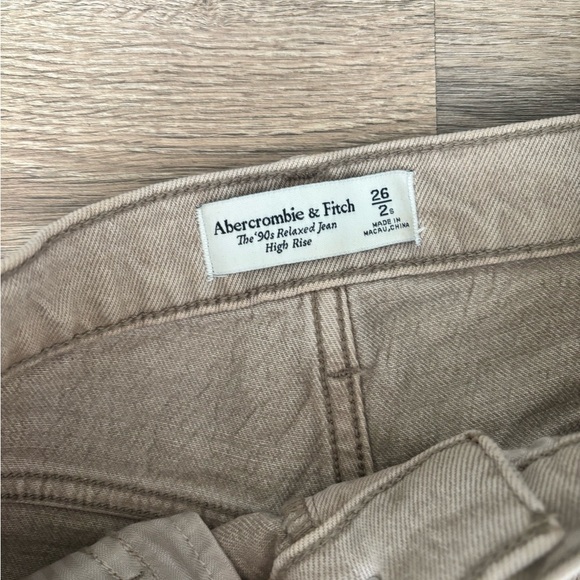 Abercrombie Relaxed 90’s jean - Picture 3 of 4